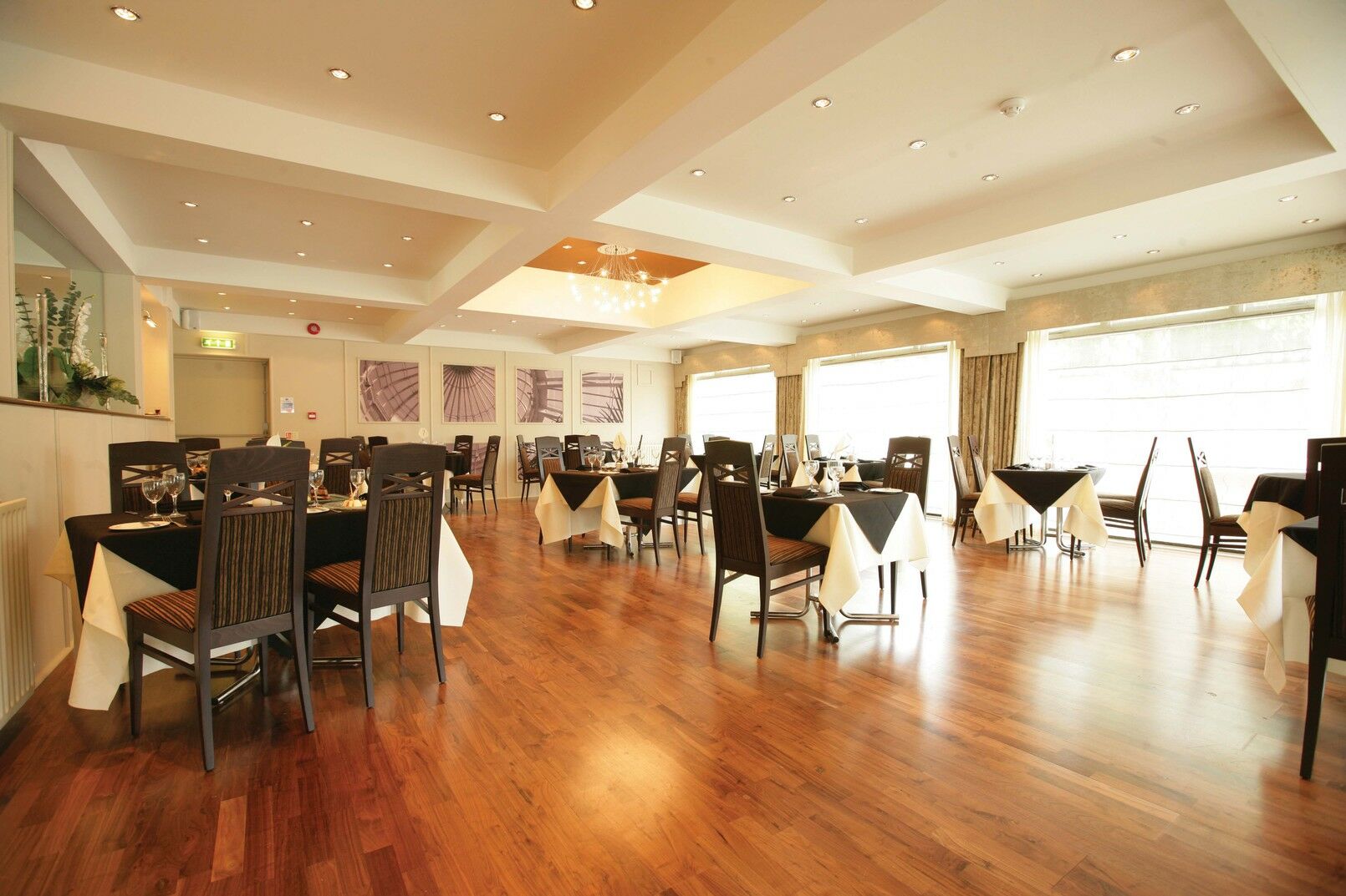 Forest Lodge Hotel Линдхърст Ресторант снимка